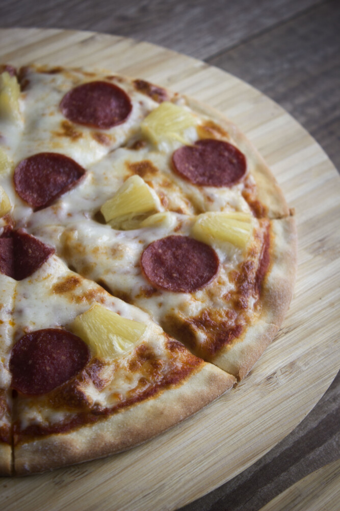 بيتزا بيبروني/ Pepperoni pizza